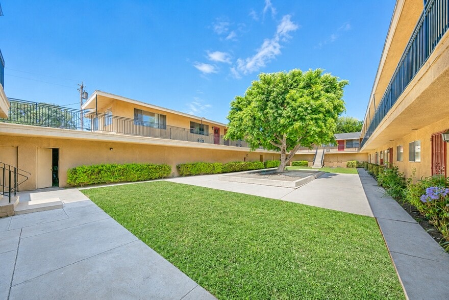 Primary Photo Of 383 Orchid Ln, Pomona Apartments For Sale