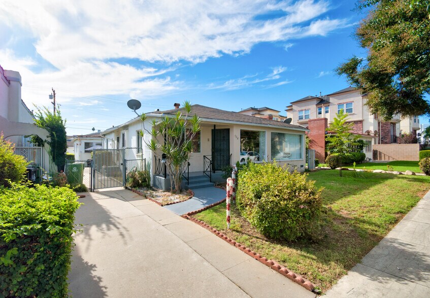 More Photos Of 528 Howard St, Alhambra Assisted Living For Sale