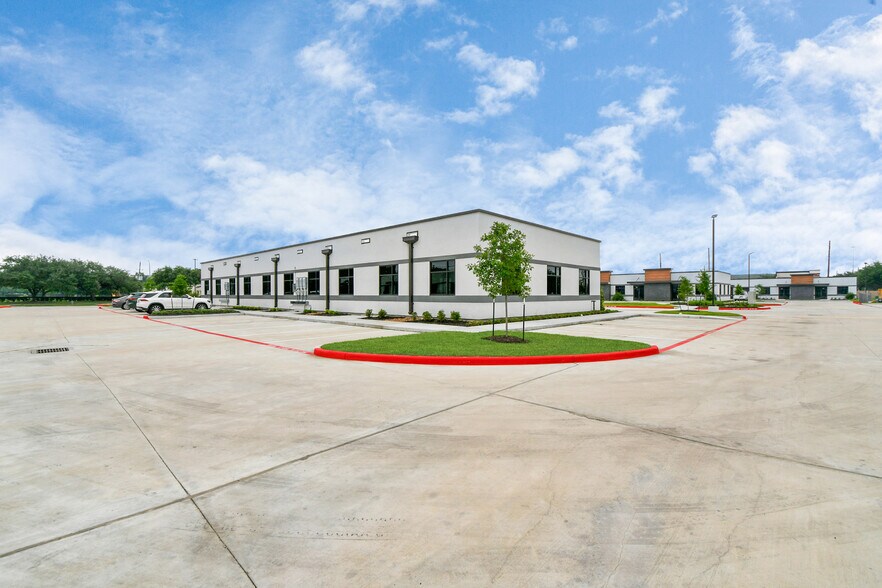 More Photos Of 4807 Sugar Grove Blvd, Stafford Medical For Lease