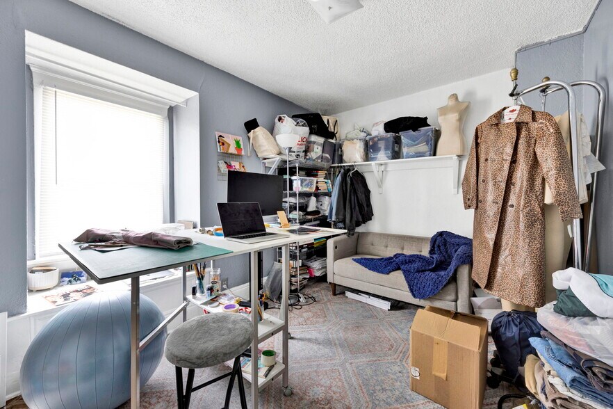 More Photos Of 1166 W 39th Pl, Los Angeles Apartments For Sale