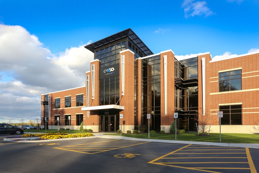 More Photos Of 540 CrossPoint Pky, Getzville Unknown For Lease