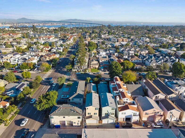 More Photos Of 406 E Ave, Coronado Multifamily For Sale