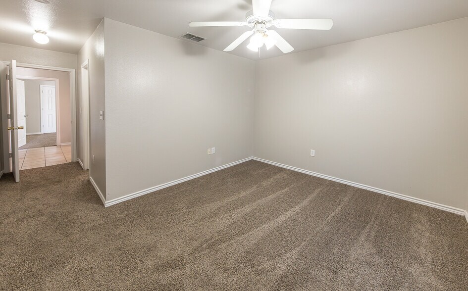 More Photos Of 602 N Belmont, Lubbock Apartments For Sale