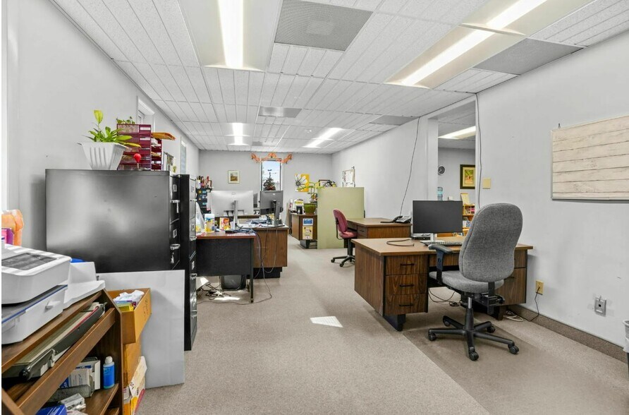 More Photos Of 41670 Courthouse Dr, Leonardtown Office For Sale