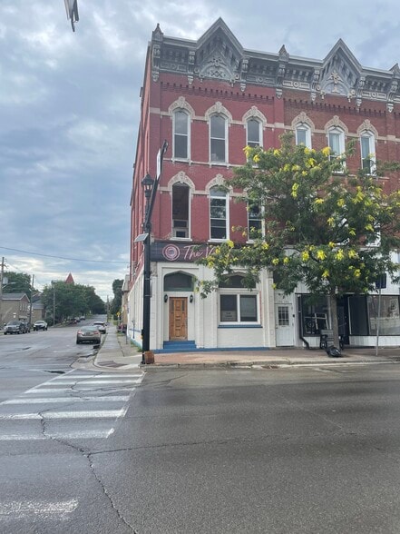 Primary Photo Of 198 King St W, Prescott General Retail For Lease