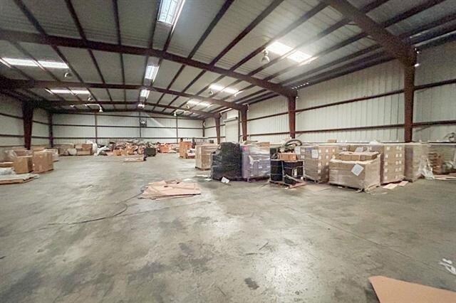 More Photos Of 609 Enterprise St, Laredo Industrial For Sale