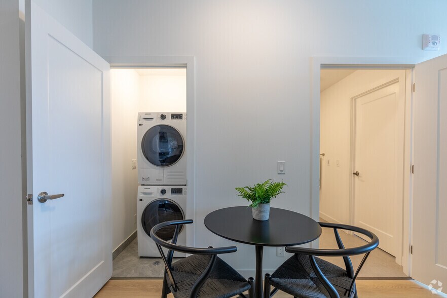 More Photos Of 1442 Highland Rd W, Kitchener Apartments For Lease