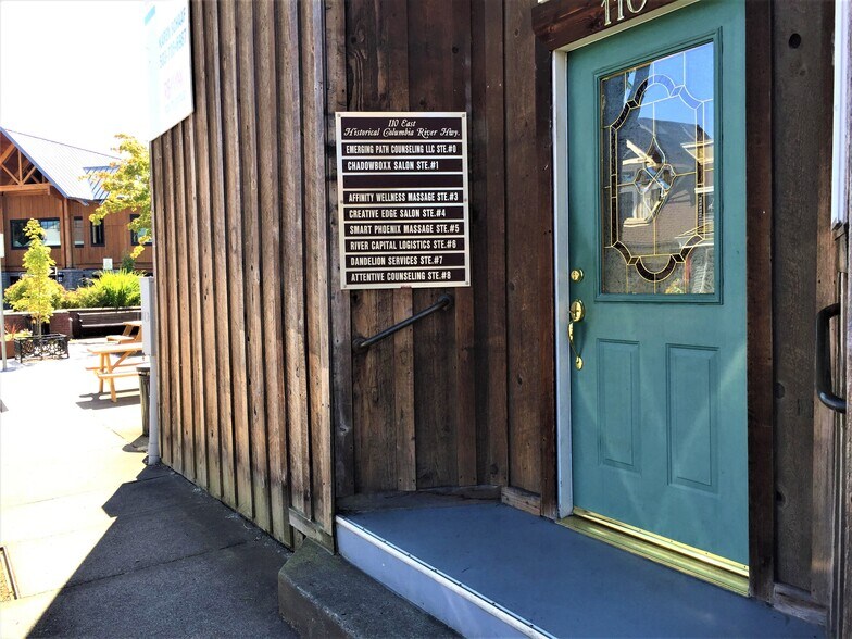 More Photos Of 110 E Historic Columbia River Hwy, Troutdale Office For Lease