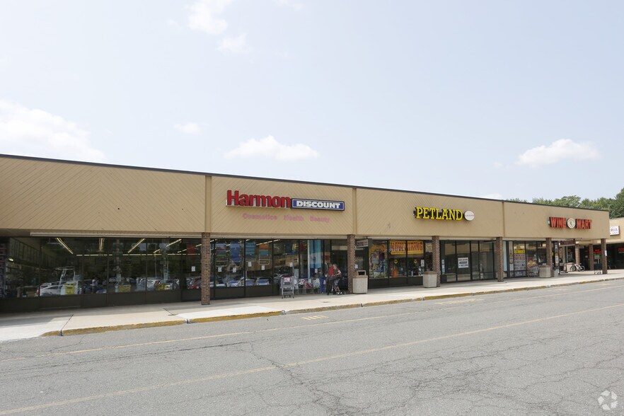 More Photos Of 700-790 Broadway, Westwood Unknown For Lease