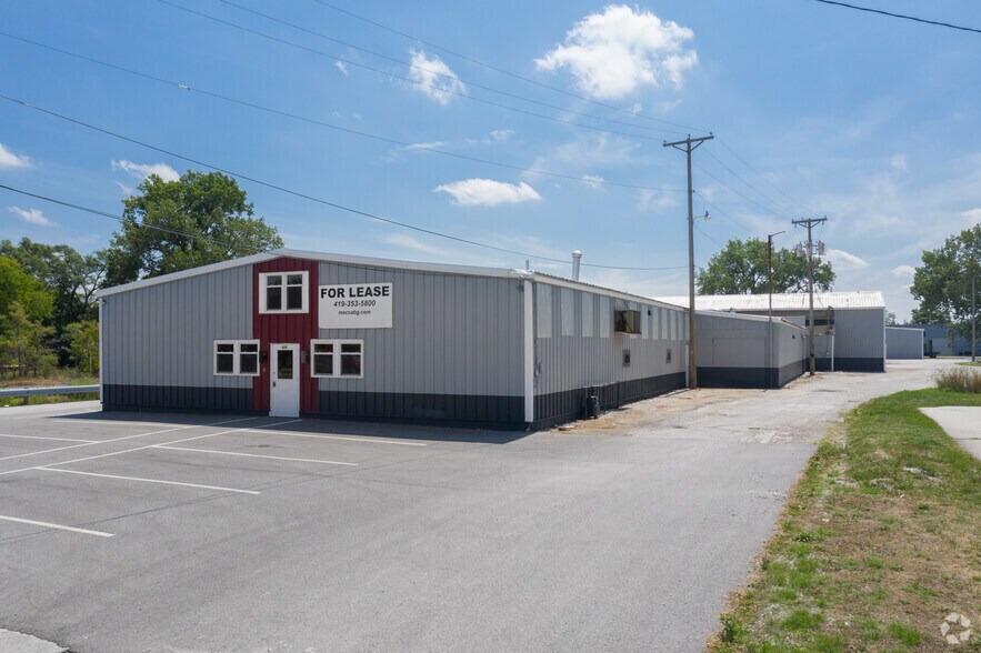 More Photos Of 428-432 Clough St, Bowling Green Warehouse For Lease