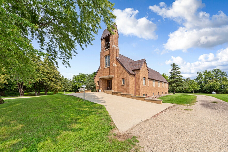 More Photos Of 31184 W Wilton River Rd, Waseca Religious Facility For Sale