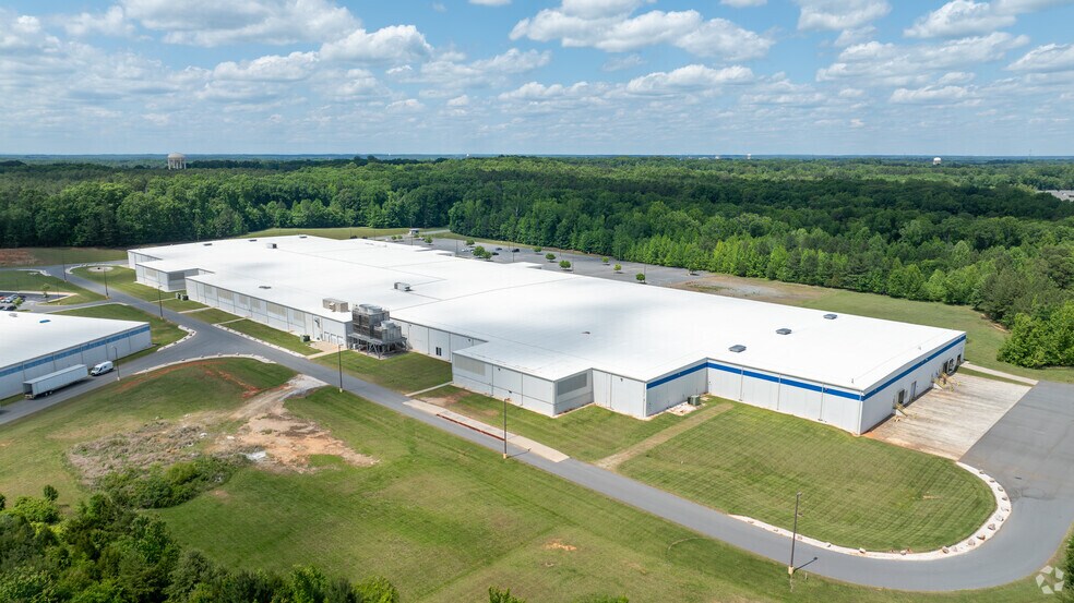 Primary Photo Of 2121 Heilig Rd, Salisbury Manufacturing For Sale