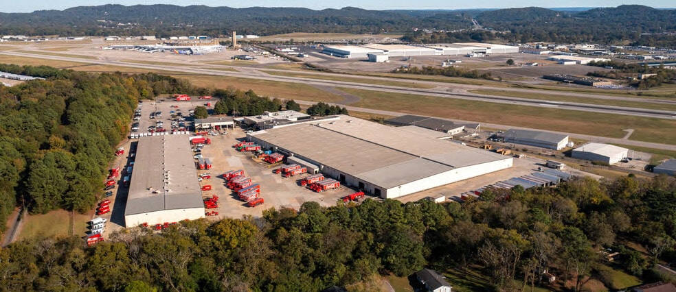 More Photos Of 4600 E Lake Blvd, Birmingham Warehouse For Sale