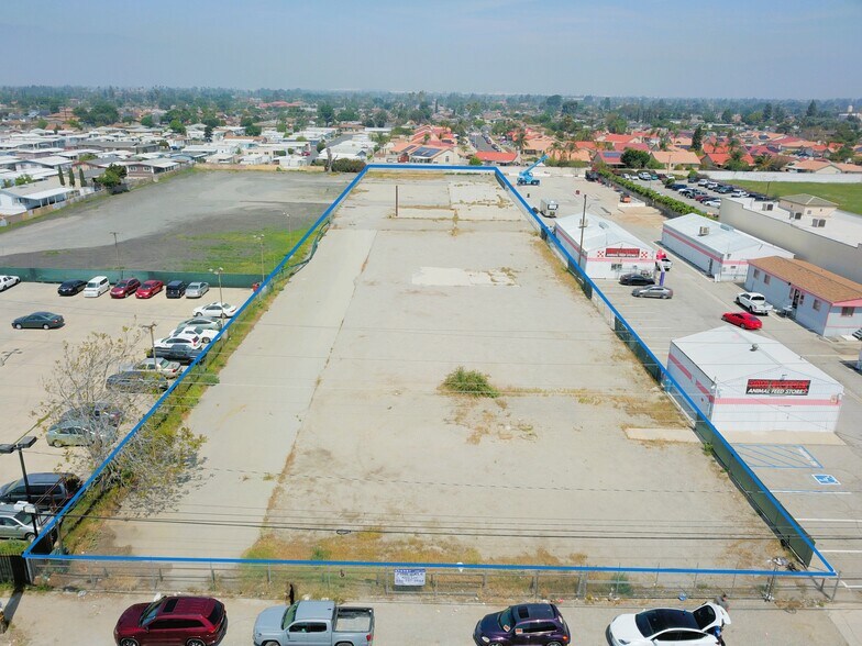 More Photos Of 17514 Valley Blvd, Bloomington Land For Lease