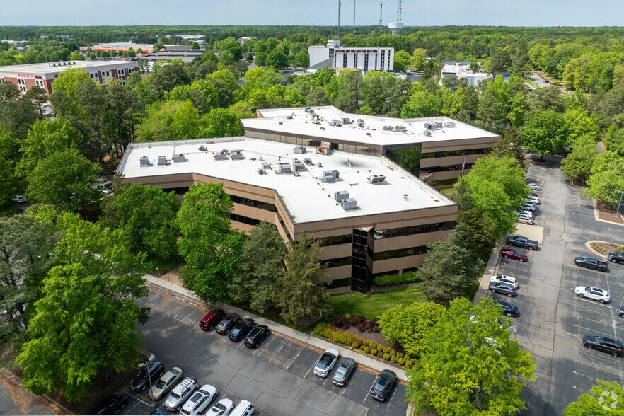 More Photos Of 10800 Midlothian Tpke, North Chesterfield Office For Lease