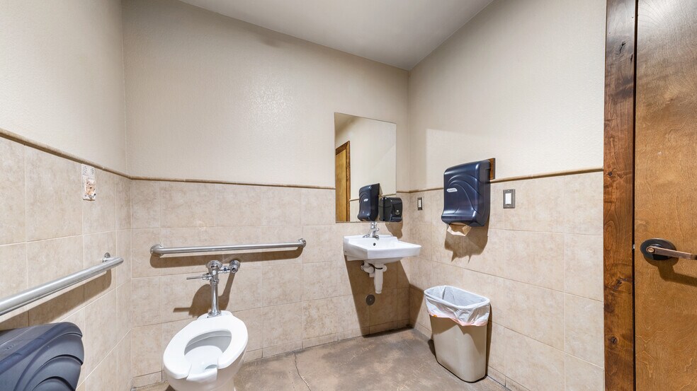 More Photos Of 3160 Highway 50, South Lake Tahoe Restaurant For Sale