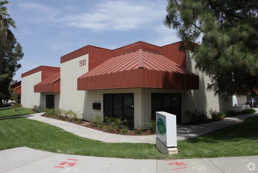 More Photos Of 1501 7th St, Riverside Unknown For Lease