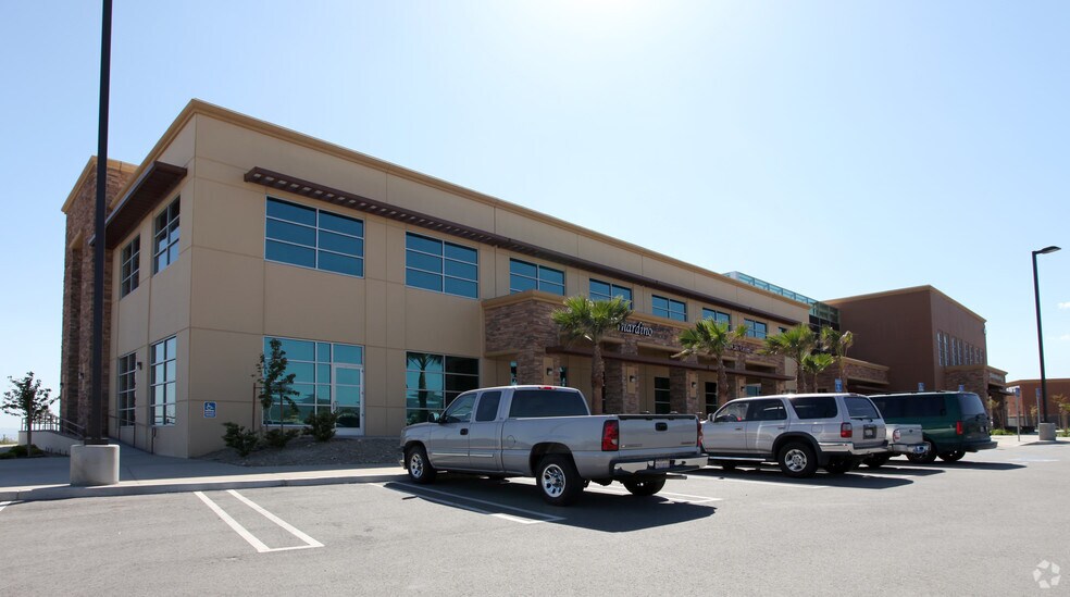 More Photos Of 17051 Sierra Lakes Pky, Fontana Medical For Lease