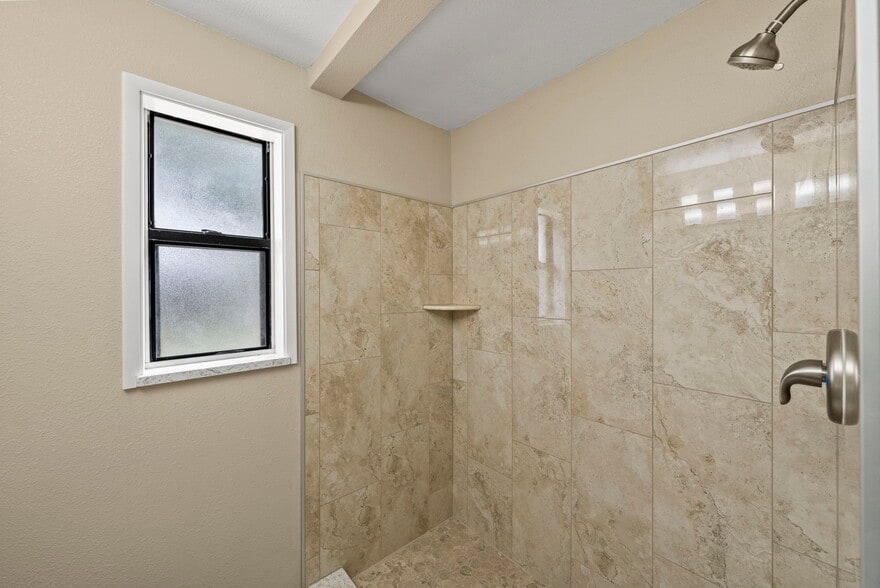 More Photos Of 1193 Bass Blvd, Dunedin Multifamily For Sale