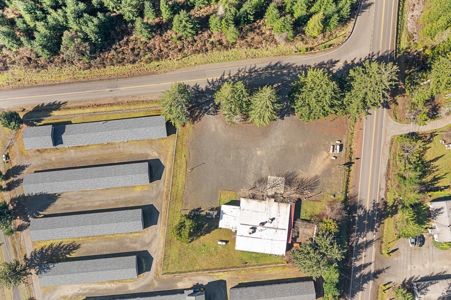 More Photos Of 2810 E Spencer Lake Rd, Shelton General Retail For Sale