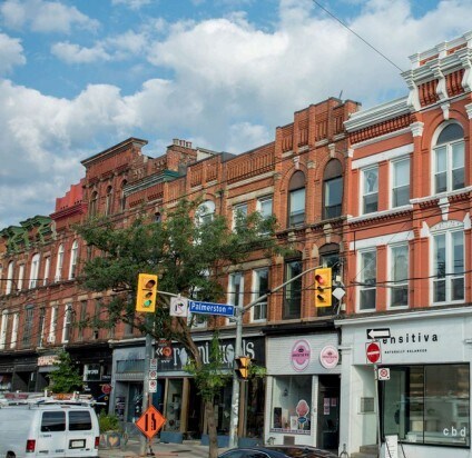 Primary Photo Of 652 Queen St W, Toronto Storefront Retail Residential For Lease