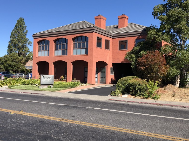 Primary Photo Of 190 W Napa St, Sonoma Office For Lease