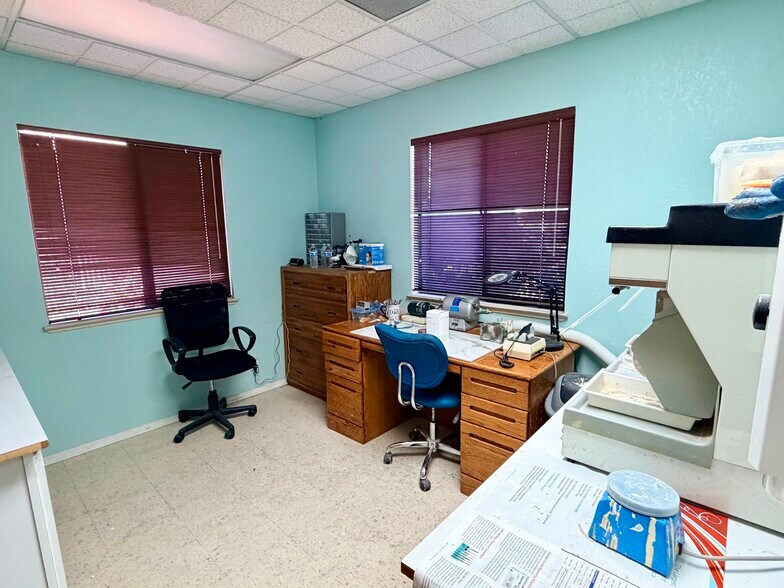 More Photos Of 146 Harder Rd, Hayward Medical For Sale