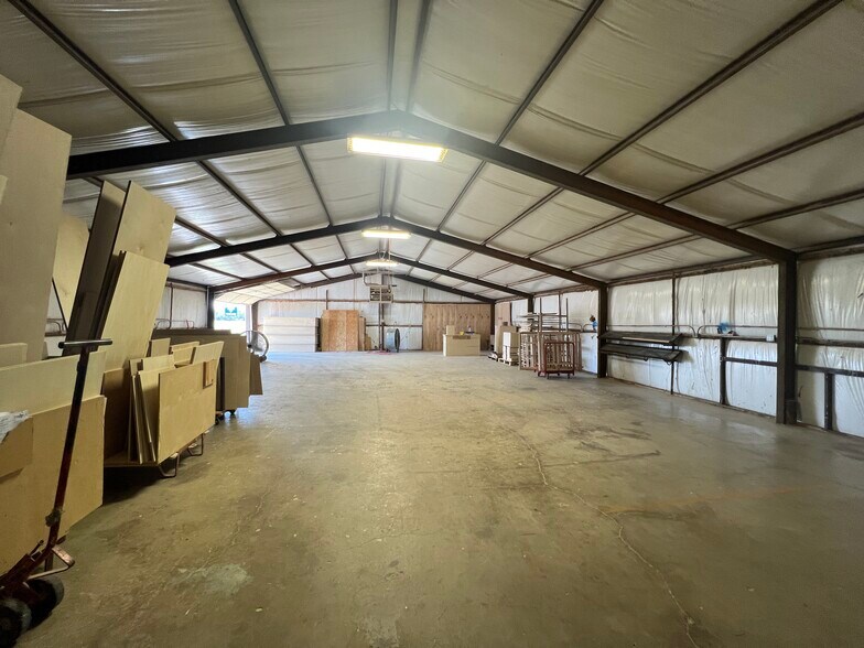 More Photos Of 926 US-377, Pilot Point Warehouse For Sale