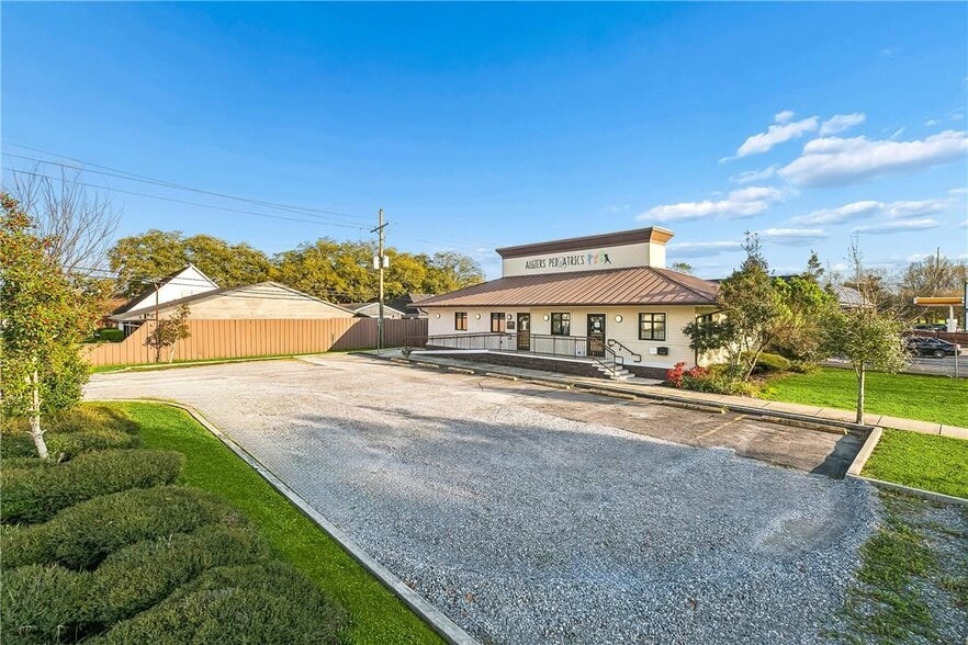 Primary Photo Of 3500 Kabel Dr, New Orleans Medical For Sale