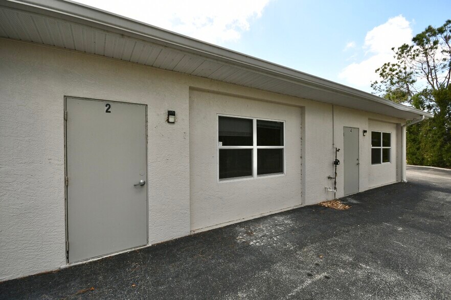 More Photos Of 1531 Rio De Janeiro Ave, Punta Gorda Storefront Retail Office For Lease