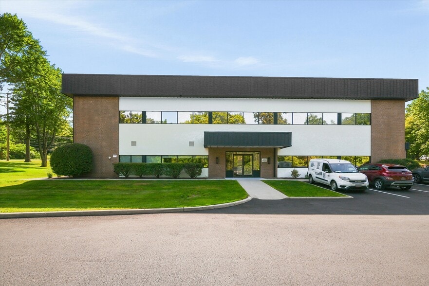 More Photos Of 263 Route 17K, Newburgh Medical For Lease