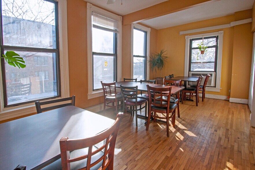More Photos Of 725 7th St E, Saint Paul General Retail For Lease