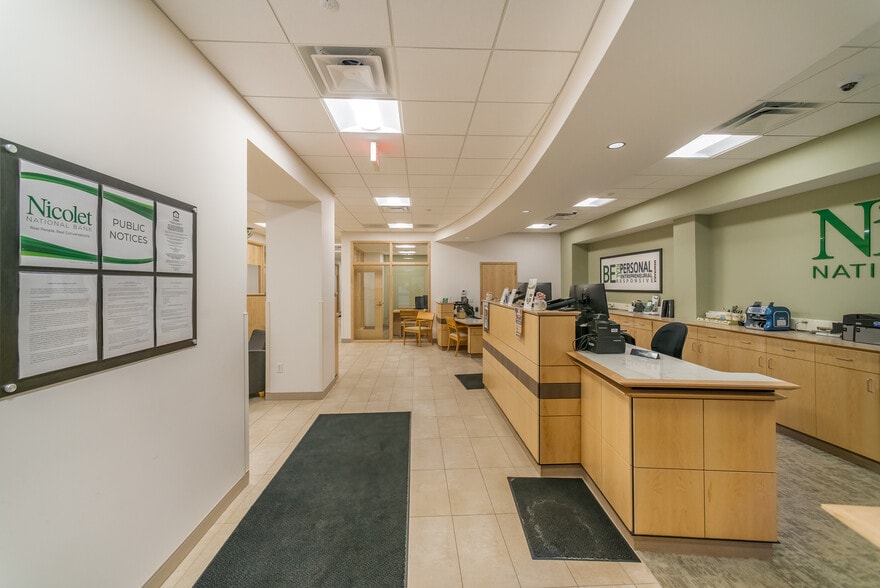 More Photos Of 100-106 S Main st, Ishpeming Bank For Sale