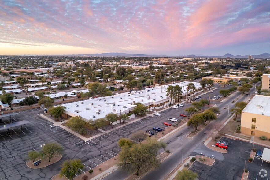 More Photos Of 6502-6564 E Carondelet Dr, Tucson Medical For Sale