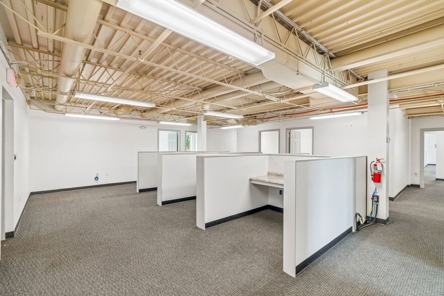 More Photos Of 1515 Marion St, Tampa Loft Creative Space For Lease