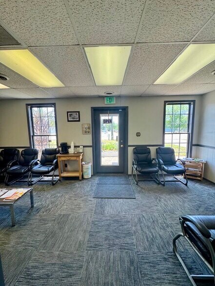 More Photos Of 224 N Main St, Spring Lake Medical For Sale