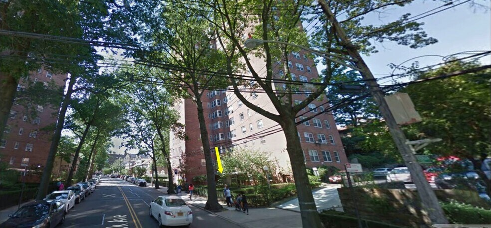 More Photos Of 3835-3845 Sedgwick Ave, Bronx Apartments For Lease