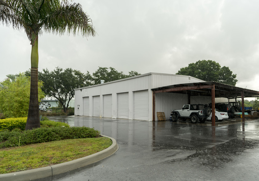 Primary Photo Of 2430 S Terminal Dr, Saint Petersburg Warehouse For Lease