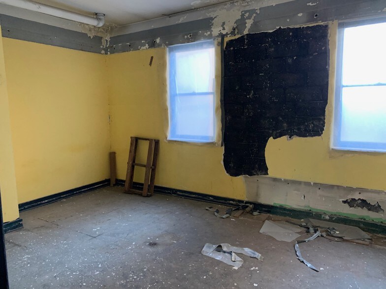 More Photos Of 333 Boulevard of the Allies, Pittsburgh Office Residential For Sale