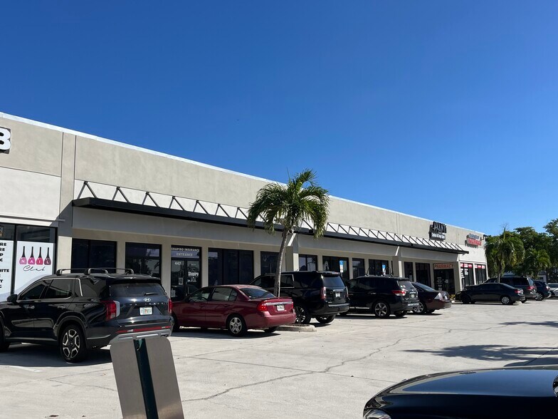 More Photos Of 447 Cape Coral Pky E, Cape Coral Storefront Retail Office For Lease