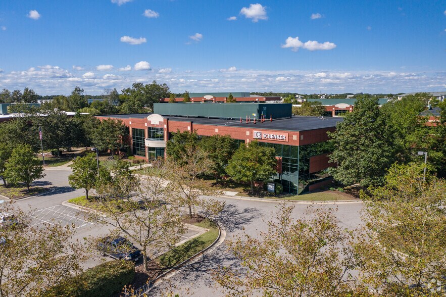 More Photos Of 1305 Executive Blvd, Chesapeake Office For Lease
