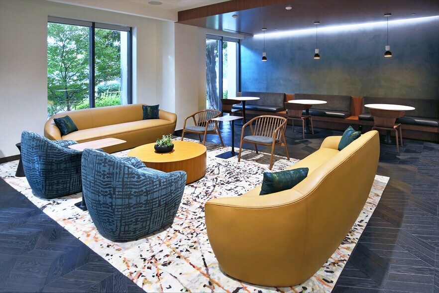 More Photos Of 8401 N Central Expy, Dallas Office For Lease