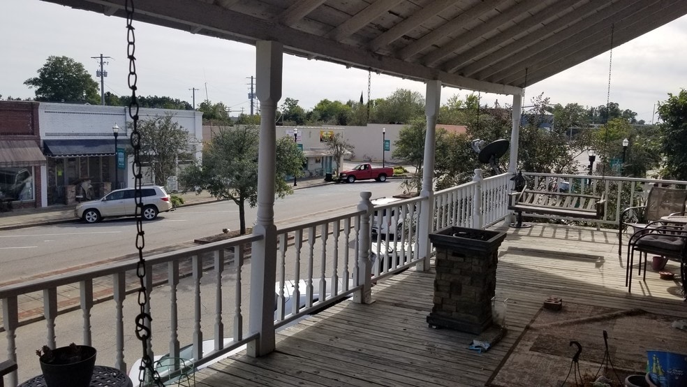 More Photos Of 2720 Cleveland St, Elloree Storefront Retail Residential For Sale