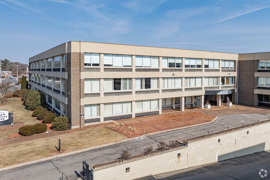 Primary Photo Of 980-990 Washington St, Dedham Office For Lease