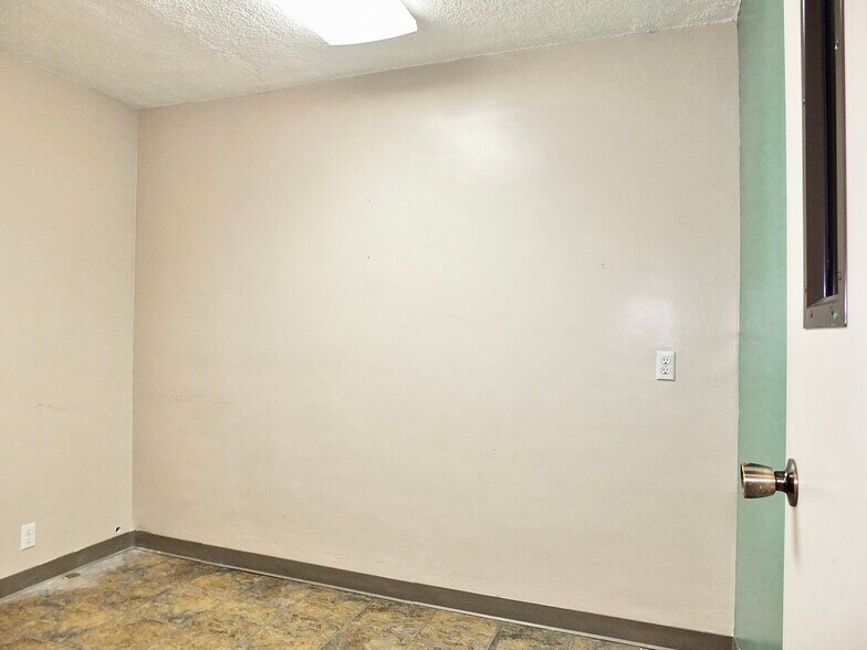 More Photos Of 830 Atlantic Ave, Long Beach Medical For Sale