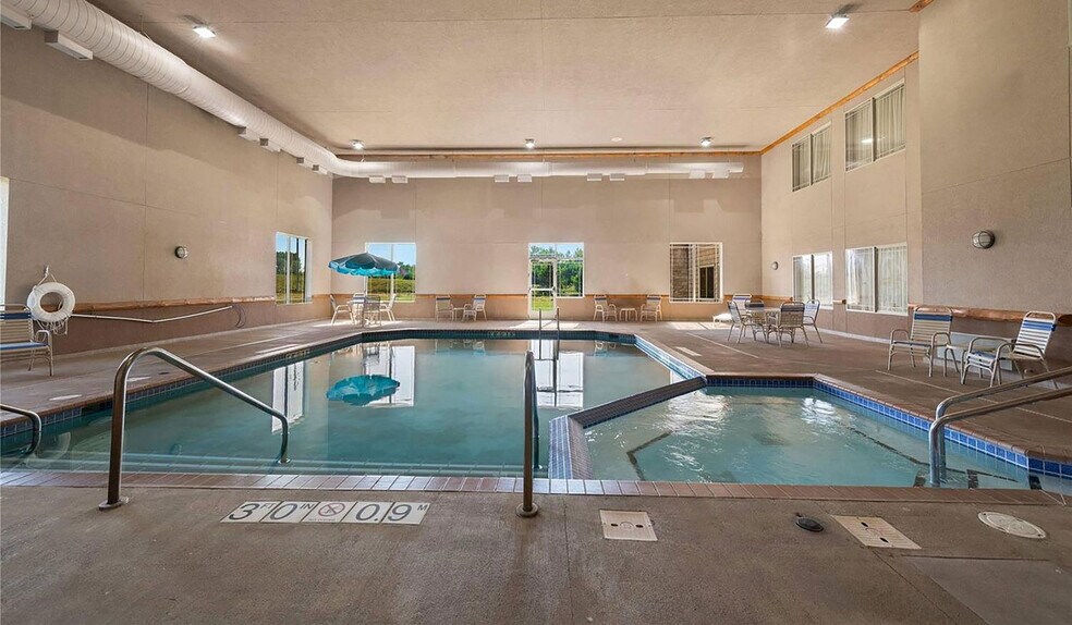More Photos Of 1738 Comfort Dr, Tomahawk Hotel For Sale