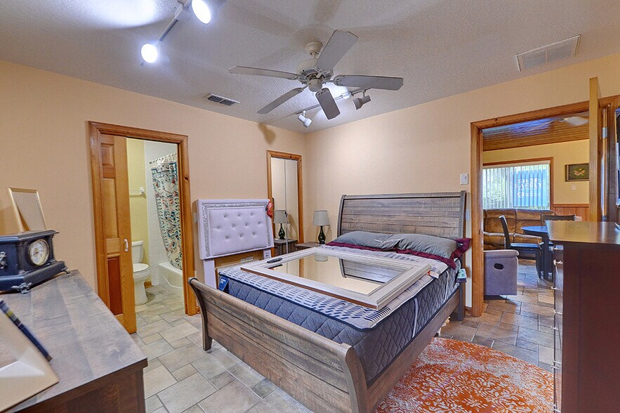 More Photos Of 6991 W Cardinal St, Homosassa Medical For Sale