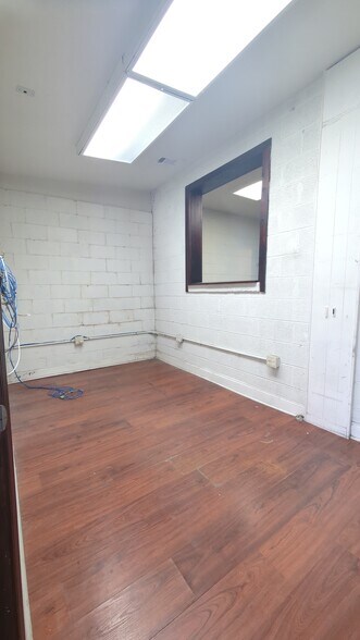 More Photos Of 1440 N Dorgenois St, New Orleans Freestanding For Lease