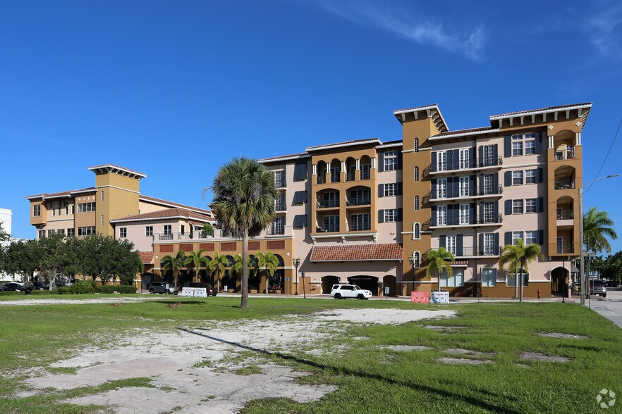 More Photos Of 120-140 S Indian River Dr, Fort Pierce Coworking Space