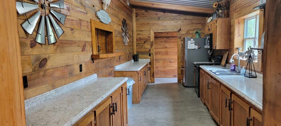 More Photos Of 6380 Char Augusta Rd, Bamberg Specialty For Sale